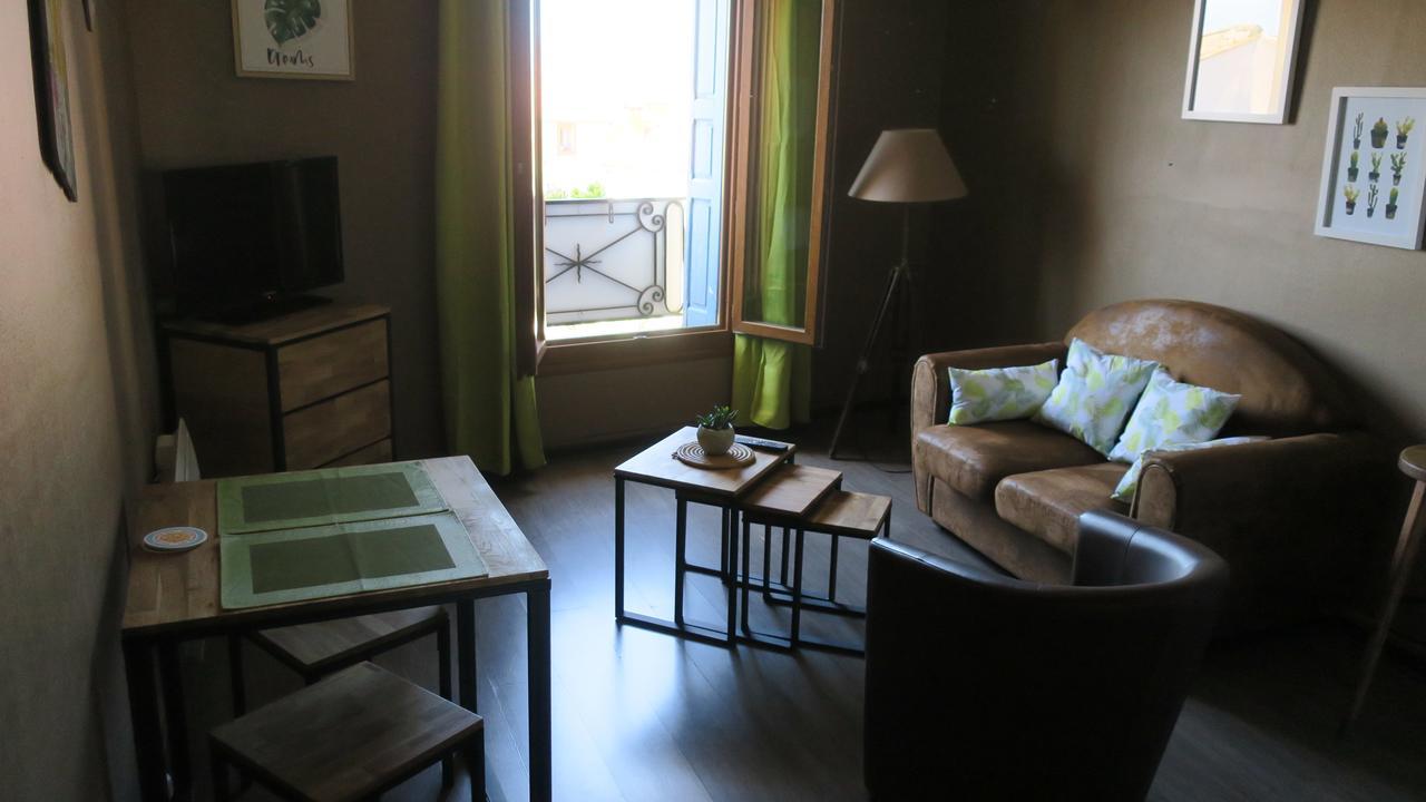 Au Remp'arts Aparthotel